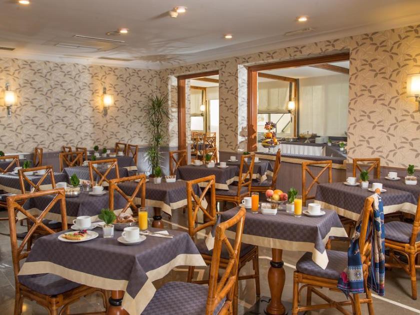Hotel Santa Costanza By Omnia Hotels Рим Экстерьер фото