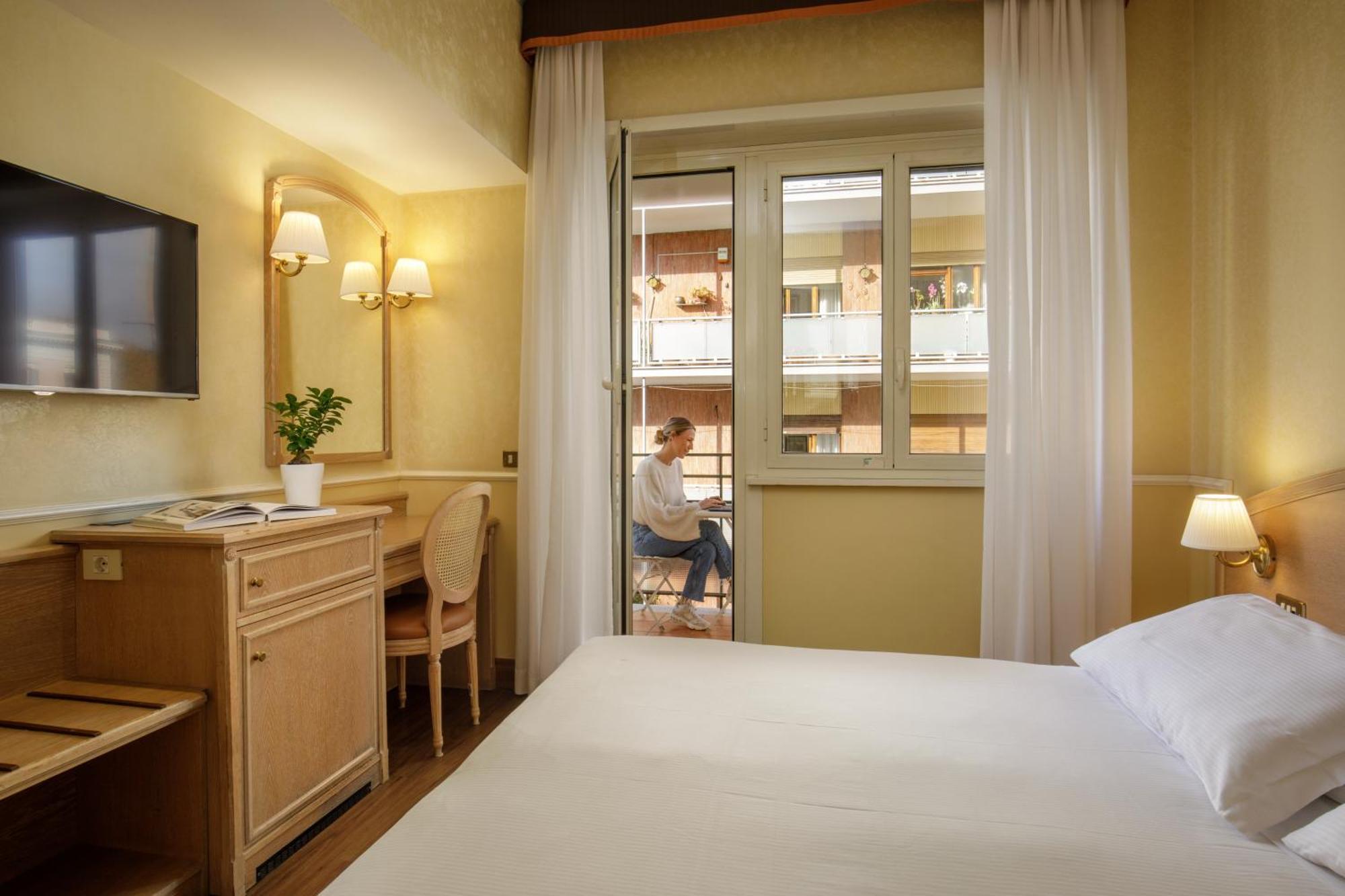 Hotel Santa Costanza By Omnia Hotels Рим Экстерьер фото
