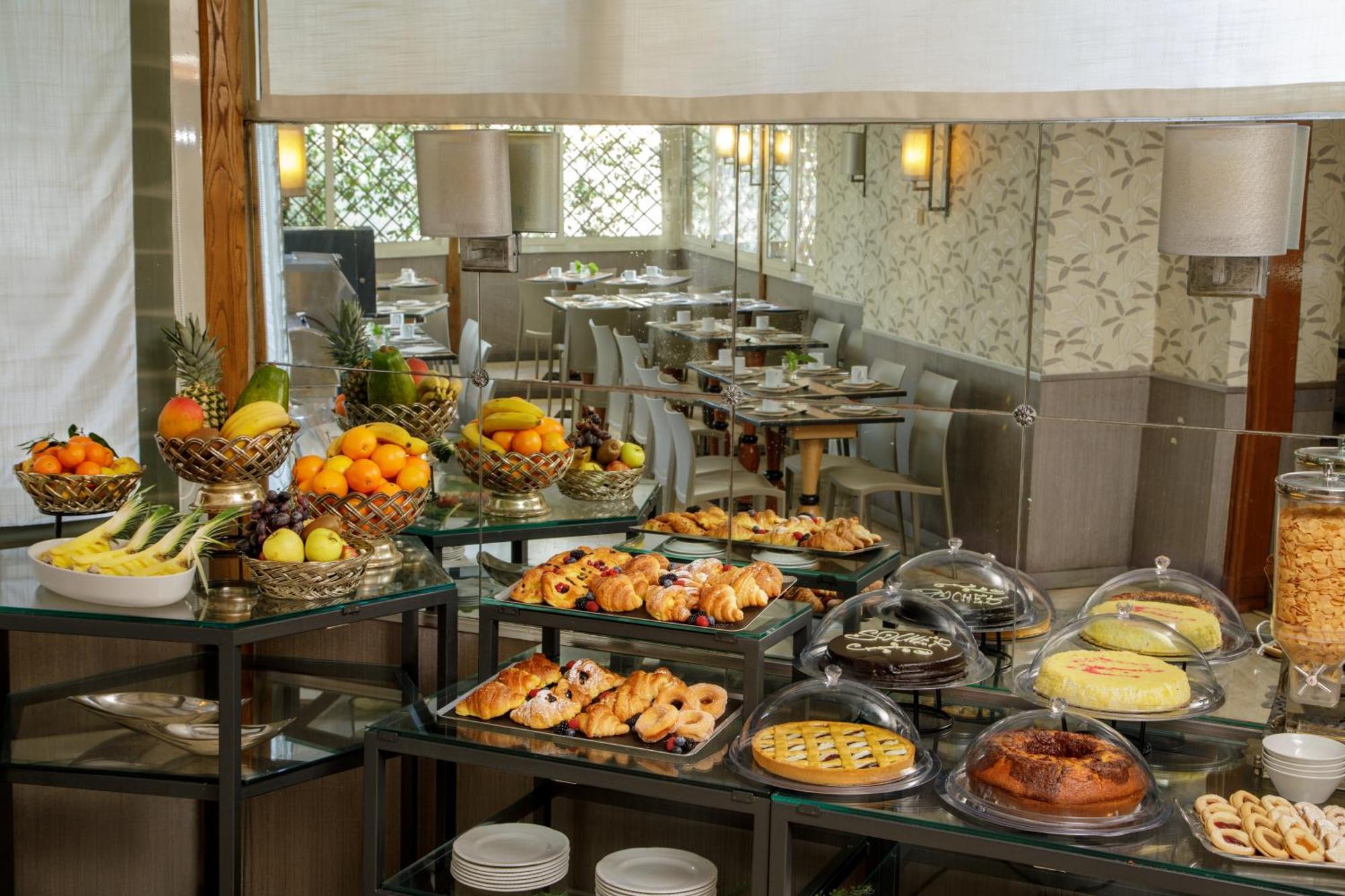 Hotel Santa Costanza By Omnia Hotels Рим Экстерьер фото